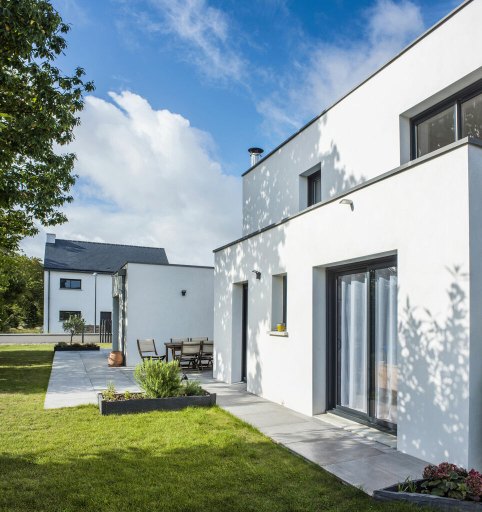 Construction d’une à toit plat aux portes de Rennes, à Saint-Grégoire : reportage photo - zoom sur la terrasse