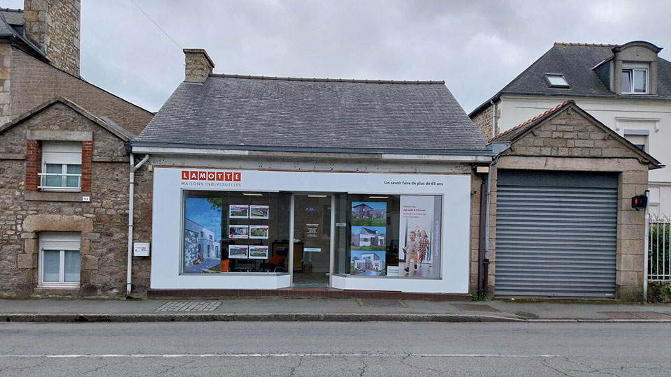 Agence dédiée à la construction de maison à Dinan - Façade - Lamotte Maisons Individuelles